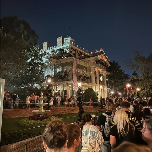 Like this listing to be notified when I go live🎊🥳🎊🥳 - Picture 9 of 14